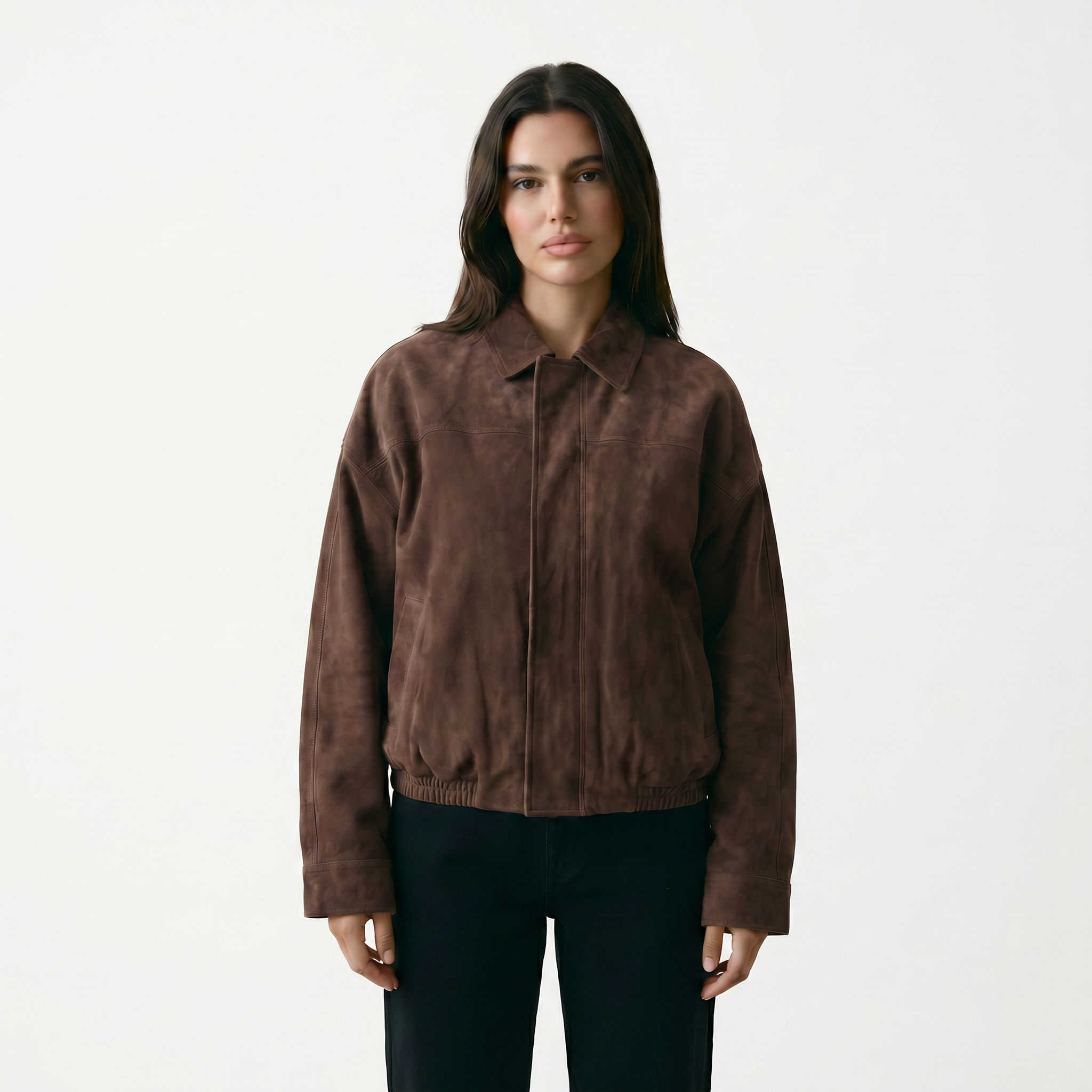 INES | Moteriktig brun kort semsket jakke