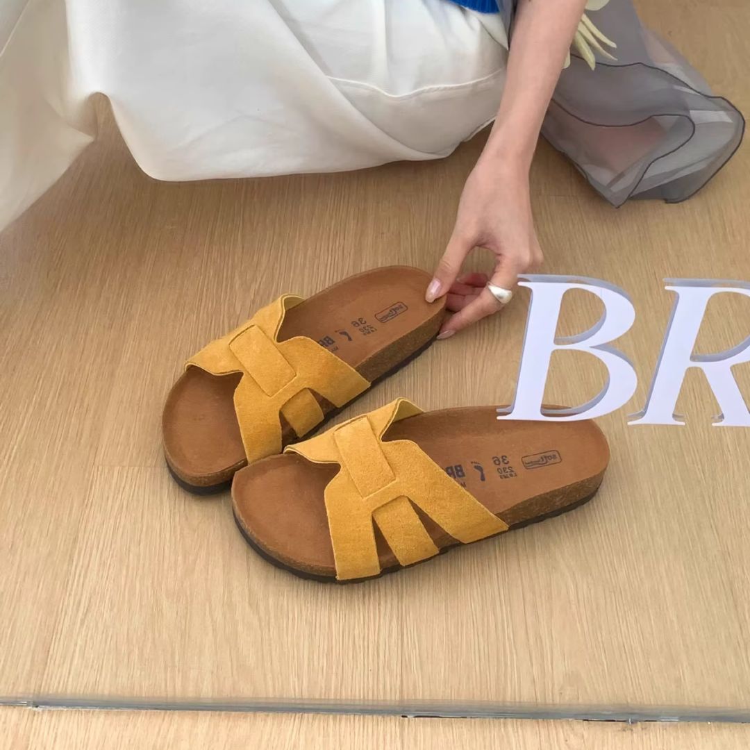 Sandaler med spennremdesign for dame