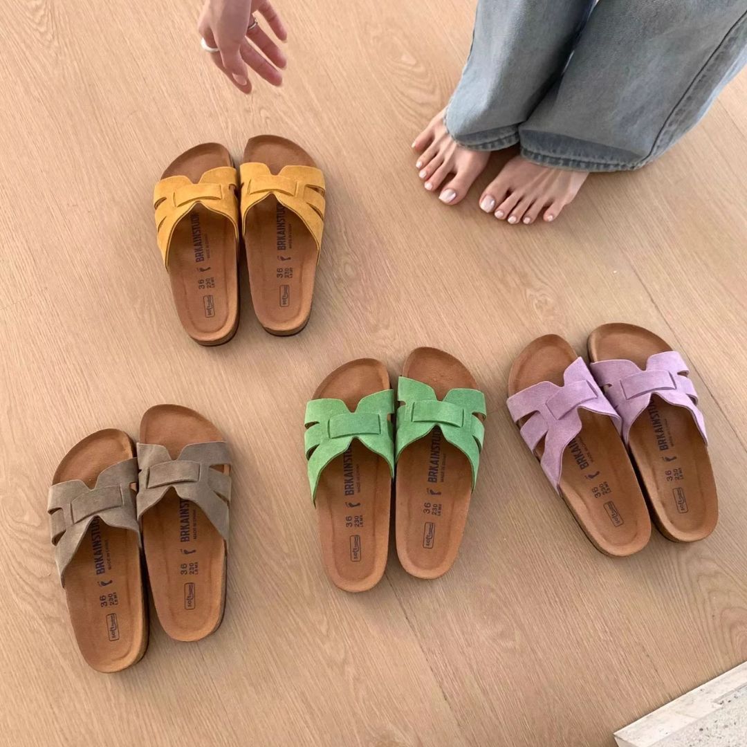 Sandaler med spennremdesign for dame